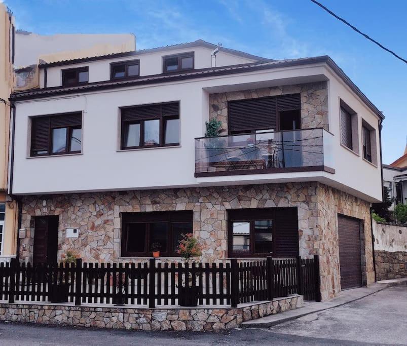 Appartamento La Casa Del Arbol Corcubión Esterno foto